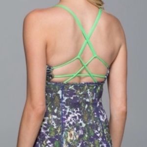 Workout tank Lululemon